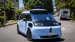 Vì sao bạn được đi xe Waymo miễn phí tại California? Giải mã lỗ hổng quy định đầy bất ngờ