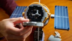 Lego Icons Hubble Space Telescope: Khi kỹ thuật mô hình hóa đạt đến tầm cao mới