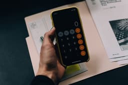 Khi dữ liệu bảo hiểm trở thành bài toán tối ưu hóa: Phân tích tỷ lệ từ chối yêu cầu bồi thường tại USAA