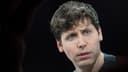 Cuộc đối đầu chiến lược: Sam Altman và tầm nhìn AI dân chủ đối lập với chính sách kiểm soát cứng rắn từ Anthropic