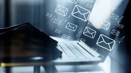 Khi AI biến B2B Outreach thành bi kịch của sự dư thừa: Bài học về sự suy giảm niềm tin