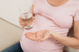 Nghiên cứu mới khẳng định: Không có mối liên hệ giữa việc sử dụng Acetaminophen khi mang thai và các biến chứng sinh nở