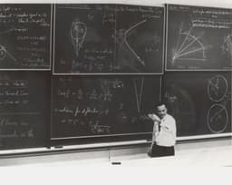 Richard Feynman và Connection Machine: Khi tư duy vật lý định hình tương lai điện toán song song