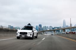 Waymo tái khởi động dịch vụ Robotaxi trên cao tốc: Bước tiến mới trong hạ tầng giao thông tự hành