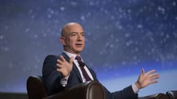 Blue Origin huy động 10 tỷ USD: Bước ngoặt tài chính để cạnh tranh sòng phẳng với SpaceX