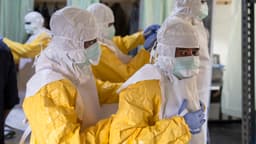Khủng hoảng Ebola và bài học về sự cô lập: Khi chính sách y tế công cộng đối đầu với thực tế toàn cầu