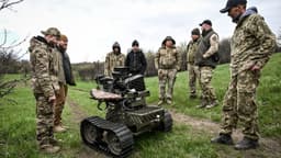 Chiến thuật tác chiến robot: Cách Ukraine kết hợp drone và robot mặt đất để thay đổi cục diện chiến trường