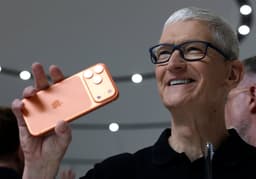 Khi Apple cũng phải cúi đầu: Chiến lược Buy Now, Pay Later và áp lực từ kỷ nguyên phần cứng đắt đỏ