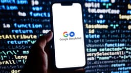 Khủng hoảng nội bộ tại Google DeepMind: Khi tinh thần nhân sự làm chậm bước tiến của Gemini