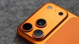 Apple bắt tay cùng startup PrismML: Cuộc cách mạng nén mô hình AI 27 tỷ tham số lên iPhone