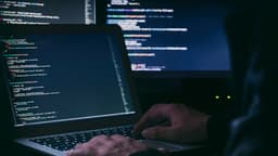 Báo động đỏ: WordPress đối mặt với làn sóng tấn công wp2shell do AI khởi xướng