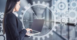 Giải mã lộ trình triển khai Dynamics 365 CE: Bao lâu là đủ cho một dự án thực tế?